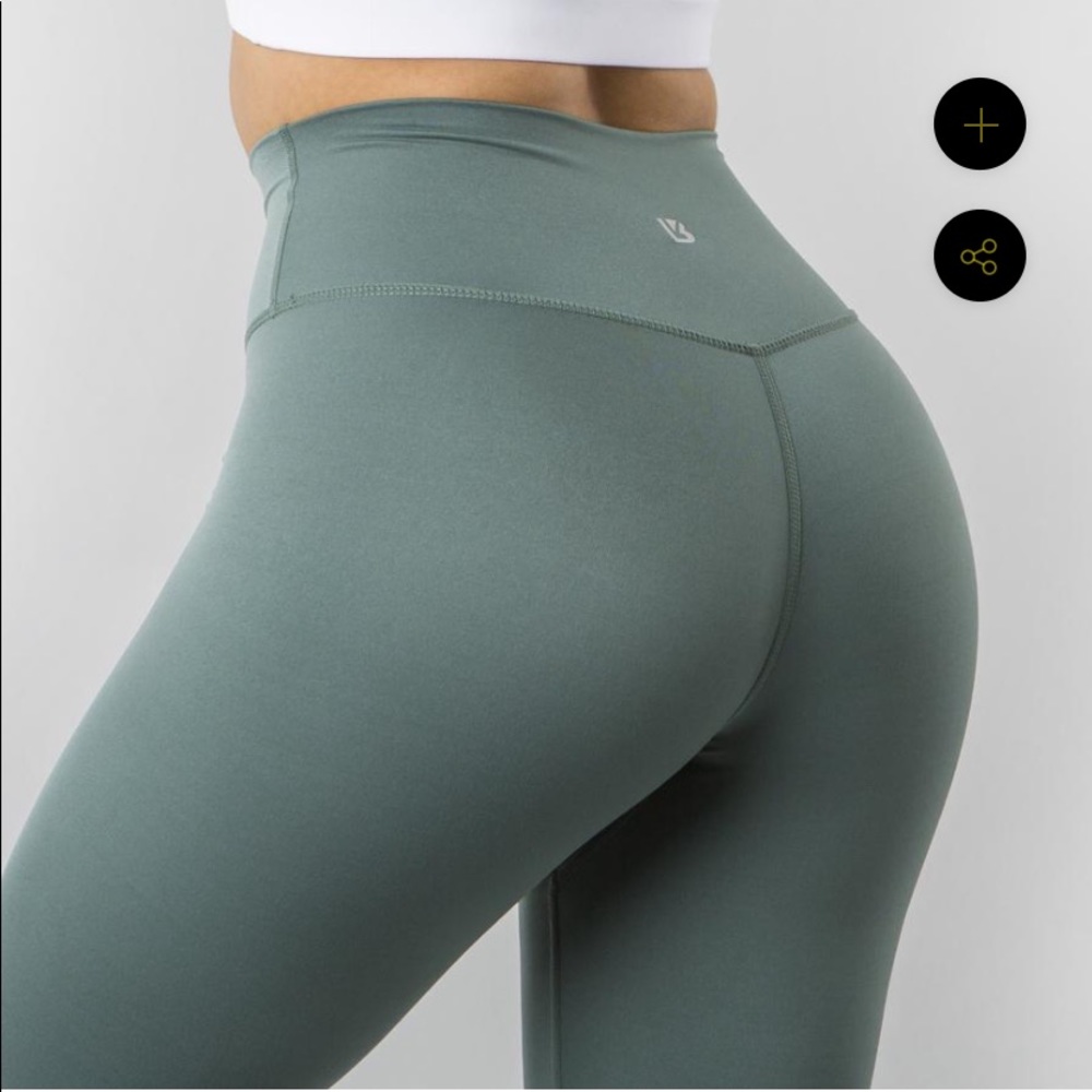 Buffbunny Live Capris